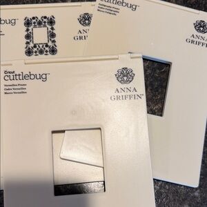 Anna Griffin Cricut Cuttlebug Frame Set of 3 beautiful ornate embossing folders